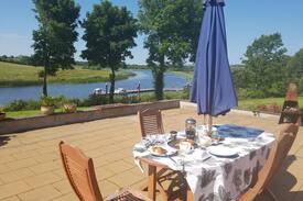 Enniskillen House | Bun House: Book 7+ Nights for Weekly Discount rate