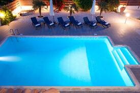 Mandria House | 5 Star 3 Bed Luxury Villa in Mandria A2