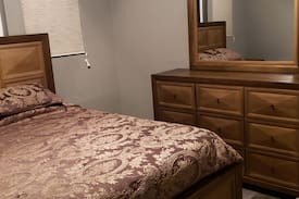 Valley Oak House | Perfect place 4 Nurses, Residents, or Students 5.2