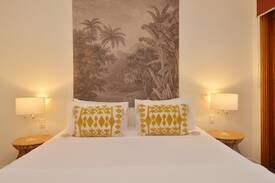 Port Douglas House | No.5 Templemoon - perfect couples Retreat
