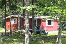 Tenants Harbor Cabin | The Red Cottage at Buck's Crossing