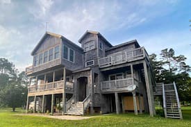 Wanchese House | Inn on the Sound-a quiet and restful retreat