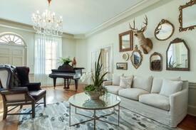 Kingston House | The Gideon Morgan - Charming Historic Landmark