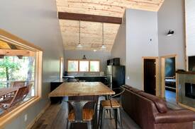 Long Creek Cabin | Woodall Shoals Cabin