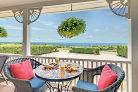 Montauk Bed & Breakfast | Private room in a Romantic Montauk Bed & Breakfast by the Sea