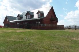 Myrtle Cabin | Broken Horn Lodge of the Ozarks