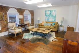 Laurel Apartment | The Hamilton on Magnolia