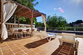Santa Ponsa Villa | Villa Dragos next to the sandy beach and promenade of Santa Ponsa