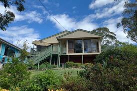 Lake Tabourie House | Lemon Tree Creek Cottage
