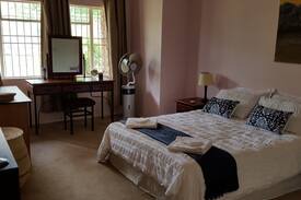 Gaborone House | A lovely Bush home in Gaborone North