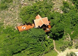 Victoria Bay Cabin | Ballots Bay Tree House