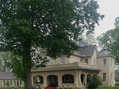Greenfield Bed & Breakfast | The Rose House Inn