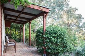 Beechworth Villa | Aisha at Beechworth "Romantic and Dog Friendly"