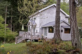 Olga House | Serene Orcas Island home—Winterpond Guest House