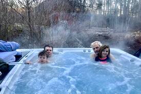 Tillson House | Huge Rustic Farmhouse on 82 acres - w/ hot tub!