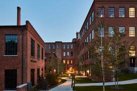 Williamstown Apartment | Modern Loft in Historic Mill