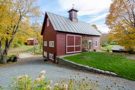 South Woodstock House | Luxurious Historic Kingsley Barn