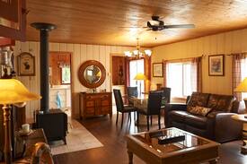 Lac-McGregor Villa | Cottage on McGregor Lake