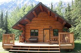 Moose Pass Cabin | Upper Paradise Log Cabin