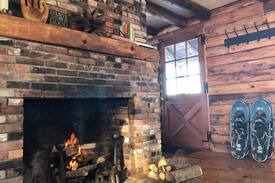 Topsham Cabin | Pine Cabin, Galusha Hill Farm, incredible view!