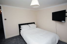 Christchurch House | Amazing apartment/ Welling station/ Danson Park