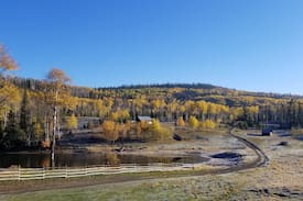 Chilcotin House | Historic Batnuni Ranch, Off-Grid Farm Stay