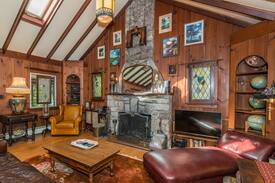 New Milford Villa | PARRISH HOUSE, Candlewood Lake