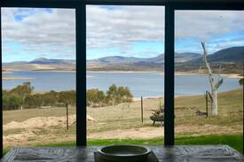 Kalkite Villa | Lake Jindabyne Estate - Wombat Chalet
