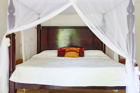 Marigot Cabin | Hatton Garden: Rum Cottage