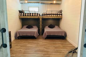 Lansing House | Fischer's Haven