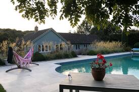 Bilting Cabin | Peaceful, stylish hideaway near Wye, Kent.