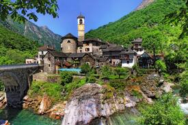 Lavertezzo Villa | Beautiful Cottage / Verzasca Valley