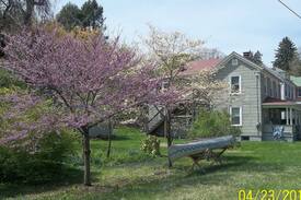Clifton Forge West House | The Smith Creek Inn...Come sit a spell! (Suite)