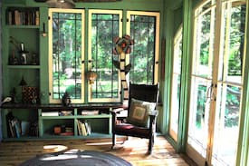 Lakeside Cabin | Floyd's Cottage in Lakeside, Michi
