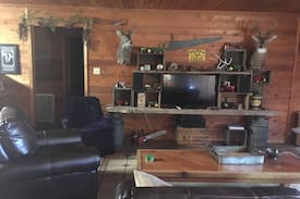 Gillham Cabin | Les farms getaway Eagle cabin