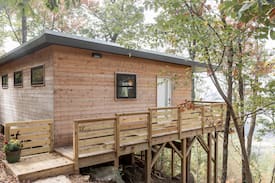 Lookout Mountain House | The Terrace at Tiny Bluff