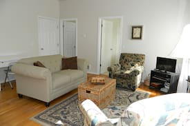 Sequim Apartment | Forget Me Not Cottage