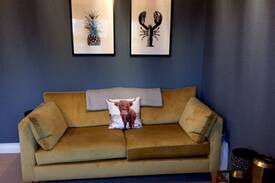 Farningham Apartment | Lime Tree House Flat - Double room