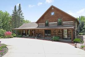 White Lake Cabin | River Haven on the Wolf