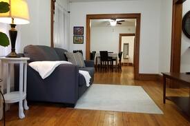 Sherman Hill Apartment | Historical Sherman Hill near downtown Des Moines