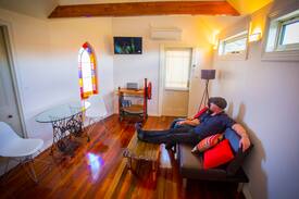 East Devonport Apartment | Captains Cabin- Next to the Spirit of Tasmania