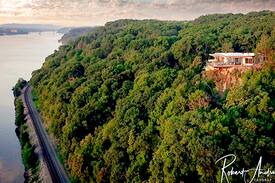 Town of Lloyd House | Splendid Isolation @ Extraordinary Country Retreat