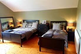Bryansford Cabin | Bryansford Cottage (Newcastle Co Down / Tollymore)