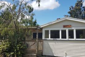 Hokitika Cabin | Lake Kaniere Bach with free wifi