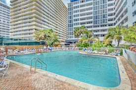 Galt Mile Apartment | Galt Ocean Charmer
