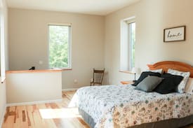 St. James Apartment | Della Stay at The Old Opera House