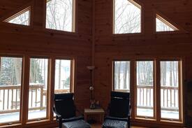 Alpine Lake Villa | Lake View Chalet in Alpine Lake Resort