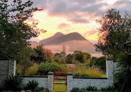 Greyton House | THE VIEWS