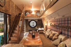 Dungannon Cabin | Gorestown Glamping Chalets, 4 Bed Highland Hut.