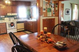 Hartington House | FarmHouse Inn: Country shelter, fast wifi for work